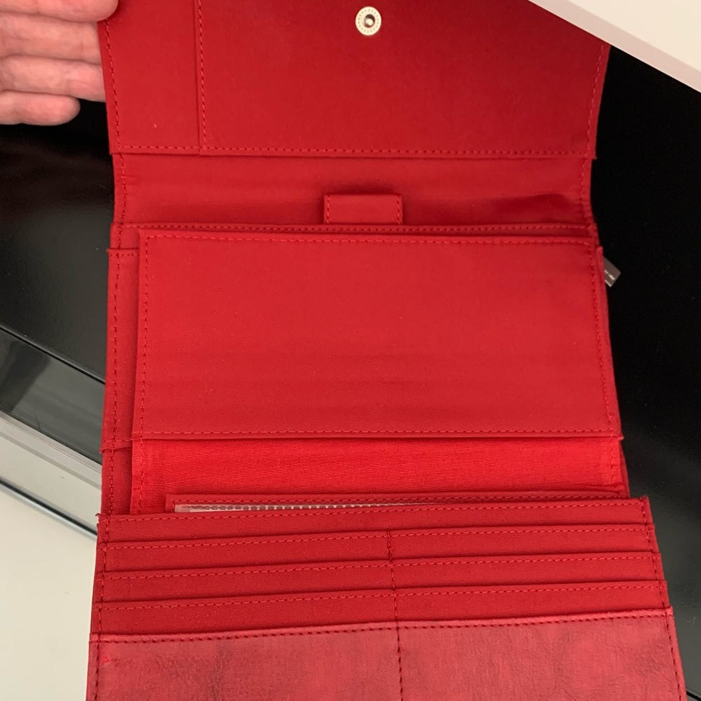 Nine and Company Red Wallet - Picture 4 of 4